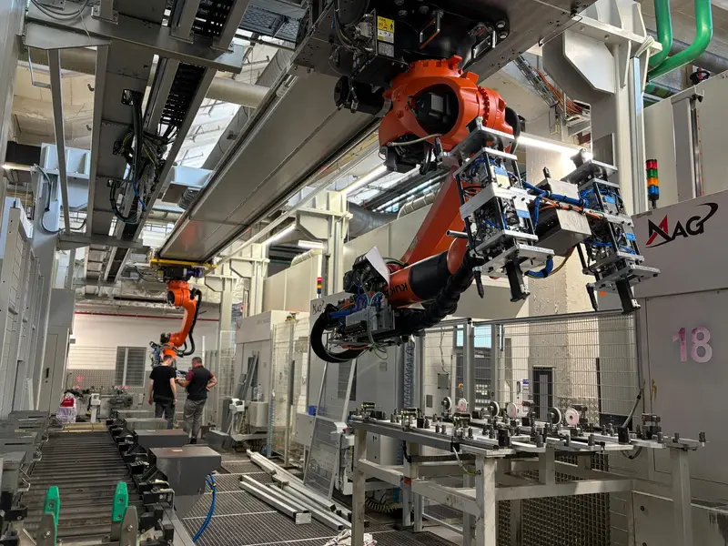Robotska celica v avtomatizirani proizvodni liniji